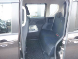 内外装およびエンジンル-ムなど専用クリ-ニング致します。車両クリ-ニングのプロが施工致しますので!高品質な1台に蘇りますよ♪(全在庫無料施工)