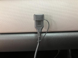 スマホの充電に便利なUSBソケットも装備です!