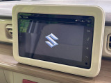 【メーカー純正ナビ】インテリアに溶け込むスタイリッシュな「専用設計」メーカーナビを装備♪視認性や操作性など基本性能にも優れ、より上質なカーライフをお楽しみいただけます。
