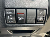 片側電動スライドドアなので乗り降りもしやすくなります