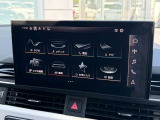中央のモニターは、ナビゲーション画面だけでなく車両の様々な設定を、タッチパネルで簡単に行えます。スマートフォンに慣れた私たちは、直観的に機能を把握して操作が可能です。