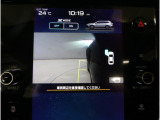 サイドビューカメラは、狭い道路での走行や左側への寄せに活躍。周囲の状況をしっかり確認でき、安全性を高める便利な機能です。