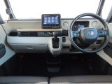 N-BOX ファッションスタイル 4WD 