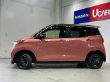 日産ディーラーならではの経験豊富な整備士が、お渡し前にきっちりと車検整備をさせていただいております。またお渡し後1ヶ月もしくは1000kmで、無料の点検整備を実施させていただきます。