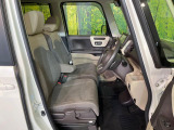 運転席シート廻りは使用感も少なく、良好な状態となっています。丁寧に使われていたことがよくわかりますね。