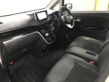 安心のカーライフを迎えて頂くに当たり、納車前点検整備は抜かり無く整備を行わせて頂きます。