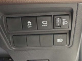 運転席から各種操作が可能となっております。