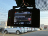 今では必需品となったドライブレコーダーも付いてます★