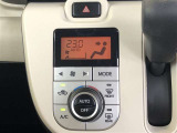 オートエアコンを装着しておりますので車内をお好みの快適な温度に保つことが可能です!