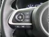 オーディオの操作はステアリングスイッチでらくらくです