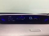 スピードメーターはこちら!すっきりとしたデザインで、昼間でも夜間でも見やすい設計になっています。