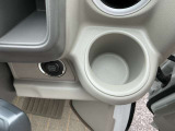 ドリンクホルダー付き