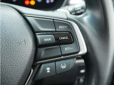 ◆アダプティブクルーズコントロール◆予め設定した車速内でクルマが自動的に加減速。前走車との適切な車間距離を維持しながら追従走行します。【LKAS】車線維持支援システムでステアリング操作を支援。