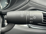 【オートライト(AUTO)】外の明るさをシステムが感知して、自動でヘッドライトが点灯します!ヘッドライトをつけ忘れを防ぐ便利機能です。