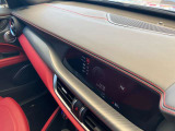 八光AUTO MOTIVEの強みはサポート力です。これまで培ってきた経験と技術力、スピードを生かして、お客様ひとりひとりを八光AUTO MOTIVE全店でサポートさせて頂きます。