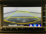 【バックカメラ】運転が苦手な方も車庫入れラクラクです!ギアをリバースに入れれば自動的に切り換わりますので、面倒な操作は不要です♪狭い駐車場もお車を傷つけず安心ですね!