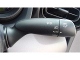 ライトもAUTO機能が付いていて、暗くなると自動で点灯し、明るくなると自動で消灯するので、大変お役にたちますよ!!