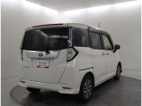 ☆ハイマウントストップランプは、後方から見やすい高さにあり、追突防止に有効ですね♪