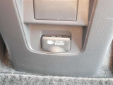 後列100V電源(1500Wです)