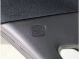 エアバッグは運転席、助手席以外にサイドカーテンエアバッグとサイドエアバッグが付いています。