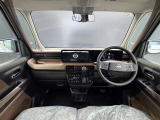 とっても視界が広くて、女性も運転しやすいですよ!!!
