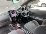 広々とした視界を体感できます。運転が楽しくなりますね。