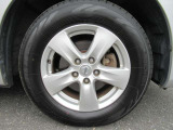 おしゃれは足元から♪♪『215/65R16インチ』♪♪日産純正アルミホイールをはいております♪♪