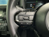 ステアリングスイッチ装備!運転しながら手元でオーディオの操作などができます。