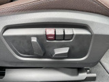 【メモリー機能付きパワーシート】運転手が代わってもボタン一つで設定ポジションに。常にご自身のドライブ設定が整います