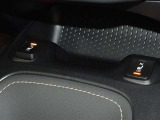 シートヒーター付きです。寒い日も快適なドライブが楽しめます♪