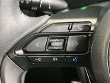 ステアリング左側のスイッチになります。オーディオの操作が手元でできますので運転の妨げにならないので安心して運転できます。
