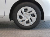 R3年式夏タイヤ185/65R15ブリヂストン製です。