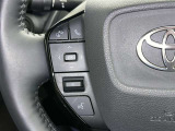 ステアリングスイッチ装備!運転しながら手元でオーディオの操作などができます。