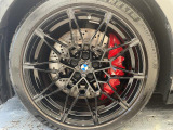 BMWならではの卓越した走りを支えるホイールと足回りです!日本車の走りに慣れている方にもぜひ体感して頂きたいほど、高いレベルでまとまっています!