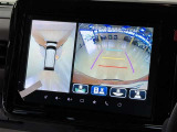 【バックモニター】 車庫入れの後方確認や、バックで駐車場に出入りの際等に後方を確認するのをお手伝いできます