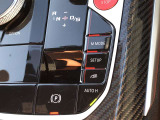 車両の詳細、ご質問につきましては、営業スタッフまでお気軽にご連絡下さいませ。遠方のお客様には実車の詳細動画送信も承ります。お問合せをお待ち致しております。