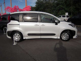 大きすぎず、小さすぎず、運転もしやすくシートアレンジも多彩で、どの世代の方にも気に入っていただけるお車です♪