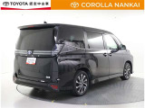 後続車から視認性の良いストップランプの配置で追突抑制になります。