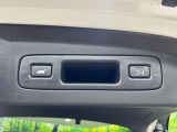 【パワーバックドア】スマートキーや運転席のボタンを押すだけでリアゲートが自動で開閉します!荷物を持っている時や、高い位置にあるバックドアを閉める際に便利な機能です♪