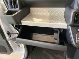 納車前にはプロのメカニックが点検、整備を行いますので安心してお乗り頂けます!!