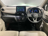 運転席からの視界が左右に広く隅々まではっきりと見えます!クルマの前端も把握しやすく安心です★