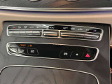 メモリー付きパワーシートが装備されている車両はシートの位置・ドアミラーの角度・ハンドルの位置を3名まで記憶出来ます。
