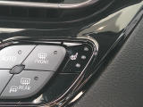 運転席・助手席にはシートヒーターが装備されております。