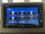 純正メモリーインターナビ付きです!CD・DVD再生、ミュージックサーバー、フルセグTV視聴、Bluetooth・ミュージックプレーヤー接続可能です!