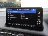 ナビゲーションはホンダコネクトディスプレイを装着しております。AM、FM、Bluetooth、フルセグTVがご使用いただけます。初めて訪れた場所でも道に迷わず安心ですね!