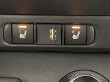 運転席&助手席シートヒーター装備、寒い日もカラダを温め快適にドライブ。