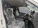 運転席の広さ、視界の見やすさ運転のしやすさを実際に体感してみて下さい!