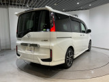 自動車保険・JAFも取り扱っております。また、お客様のご希望で保証延長(有償・一部の車種では取り扱いできません)もご準備しております。