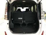 広々としたラゲージスペースを備えています。大きなものや長さのある荷物もしっかりと積み込めます。