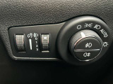 オリジナル4x4ブランドとしての誇りと自信、そして進化の伝統。4x4性能、デザイン、品質。本物とはJeepの全てであり、追い求めるさらなるたかみでもあるのです。